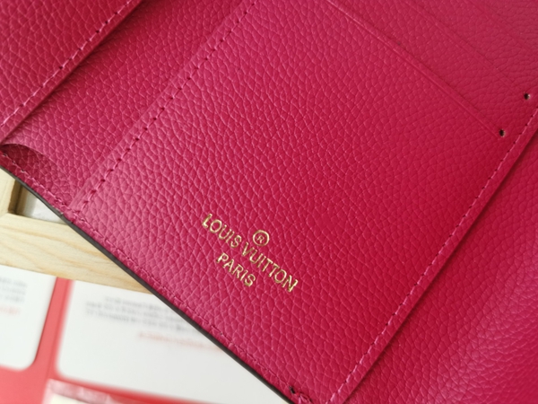 LVコピーウォレット着用イメージ